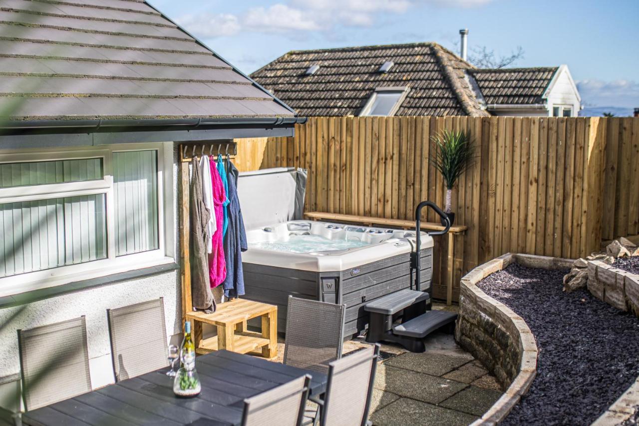 Luxury Property With Hot Tub And Sea Views Oystermouth Eksteriør billede
