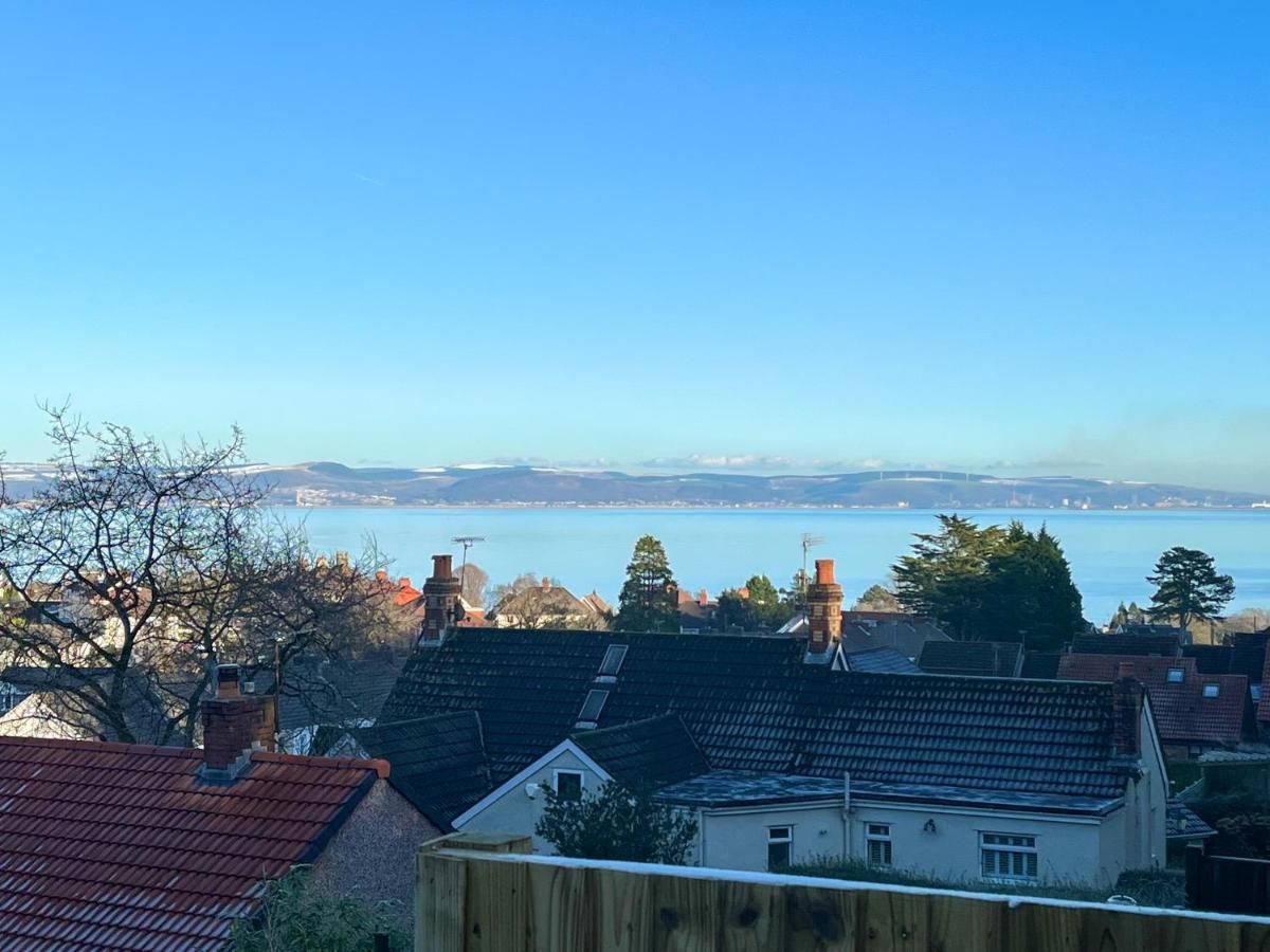 Luxury Property With Hot Tub And Sea Views Oystermouth Eksteriør billede