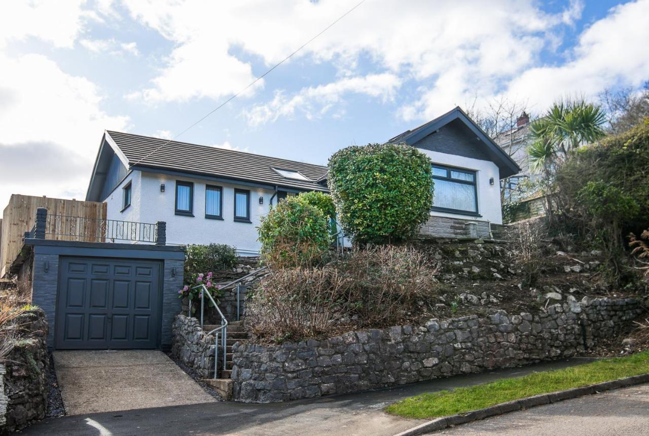 Luxury Property With Hot Tub And Sea Views Oystermouth Eksteriør billede
